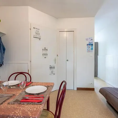 مكان تخييم Confortable Avec Terrasse Et Jardin - 4 Personnes - Api-1-52-1258