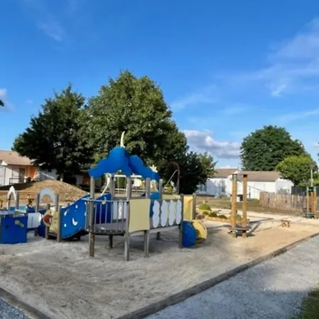 Confortable Avec Terrasse Et Jardin - 4 Personnes - Api-1-52-1258 Maché