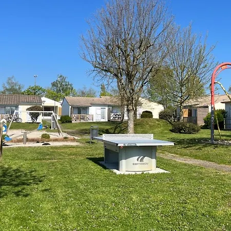 Confortable Avec Terrasse Et Jardin - 4 Personnes - Api-1-52-1258 Maché