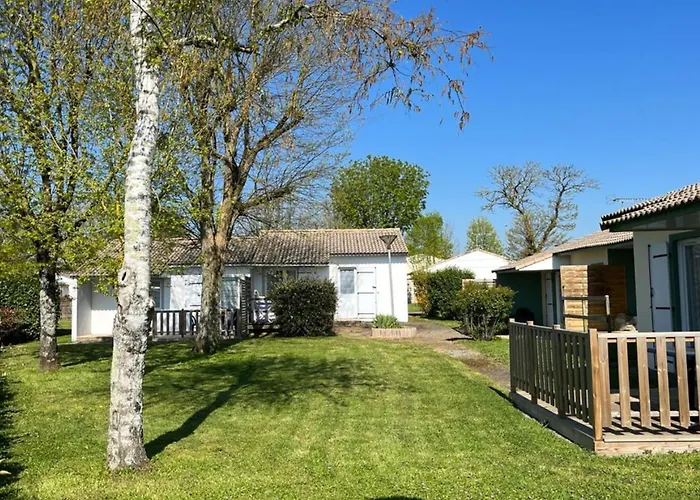 Confortable Avec Terrasse Et Jardin - 4 Personnes - Api-1-52-1258 Maché